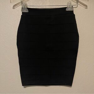 Flera, Women’s Black Over Short Ribbed Bodycon  Skirt, Size L